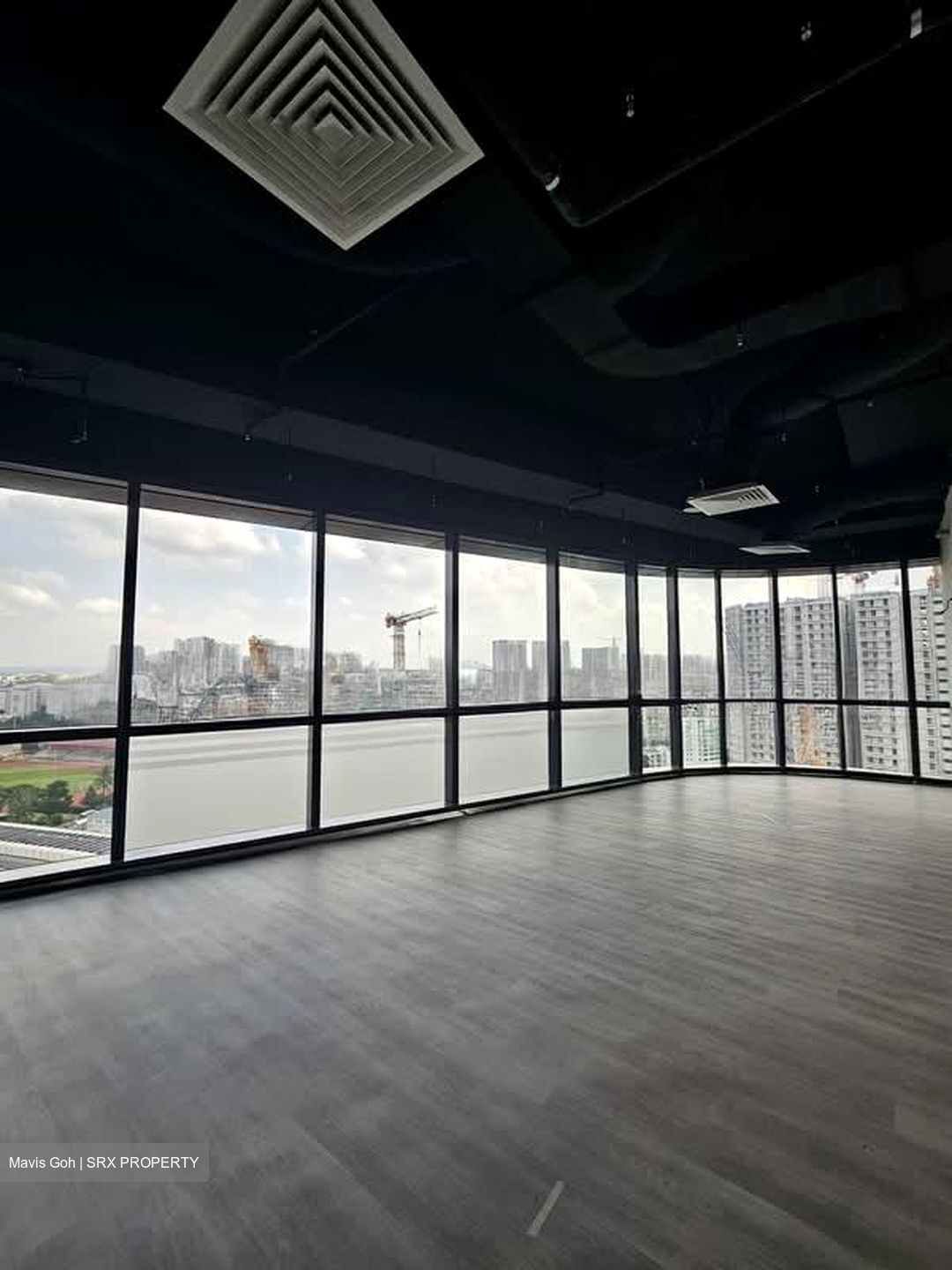 Woods Square (D25), Office #592306681